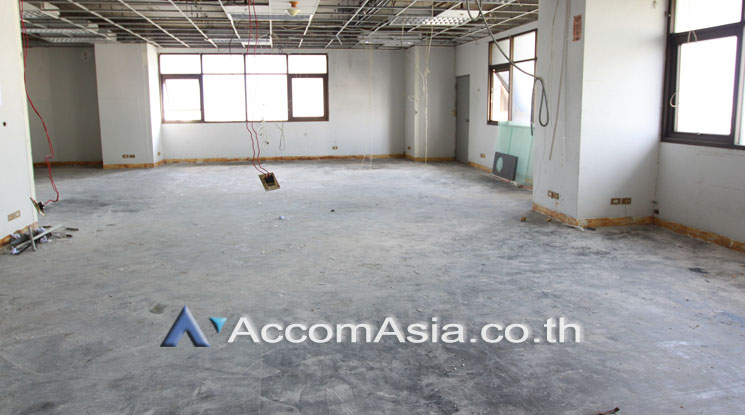  2  Office Space For Rent in Charoen Nakhon ,Bangkok BTS Krung Thon Buri at Thai Sri Tower AA13710